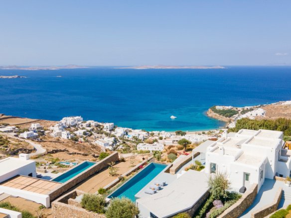 Villa Faros luxury villa in Tourlos Mykonos