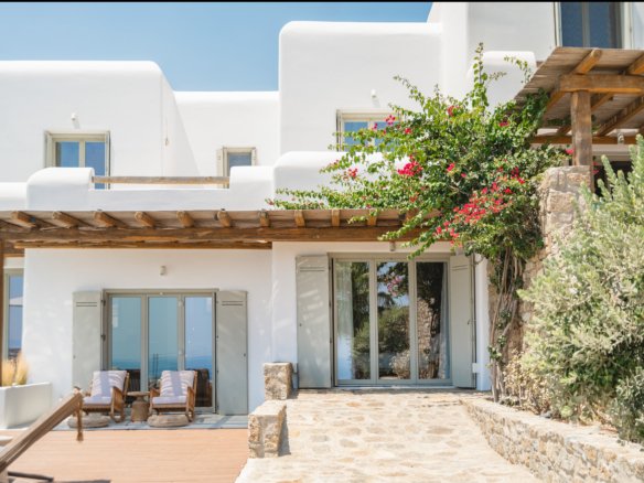 Villa Tropical Oasis pool near Kalafatis beach Mykonos